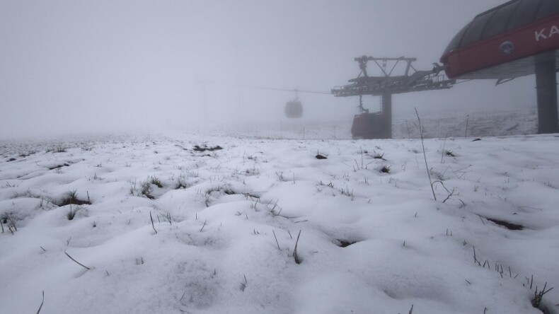 Erciyes mayısta karla kaplandı